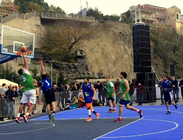 რიყეზე გამართული 3X3 Tbilisi Cup 2014  გუნდმა Dive-მ მოიგო