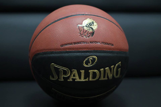 Spalding-ის ბურთები საქართველოს კალათბურთის ეროვნული ფედერაციის ბრენდირებით
