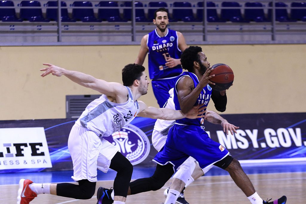 Dinamo defeated Mgzavrebi and reached the Super League Finals
