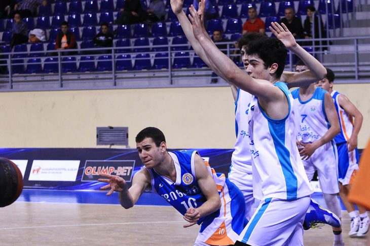 16-წლამდელთა ჩემპიონატის ფინალში დინამო და ზაზა-1 შეხვდებიან