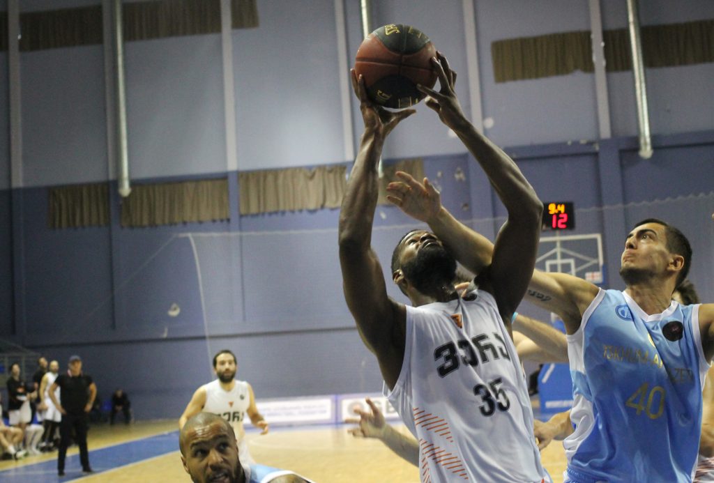 Vera beat Tskhum-Apkhazeti in the final period and returned to the leaders