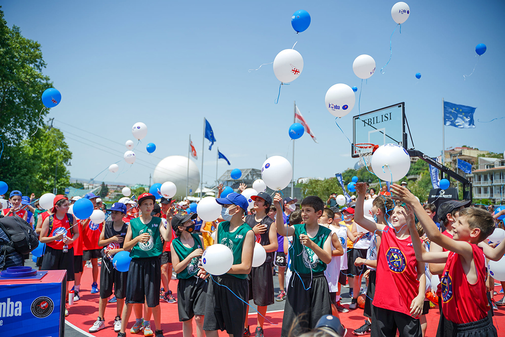 Europe Square hosted Jr.NBA annual draw ceremony