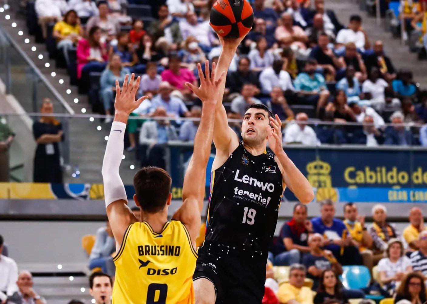 19 points and MVP title in canarian Derby by Shermadini