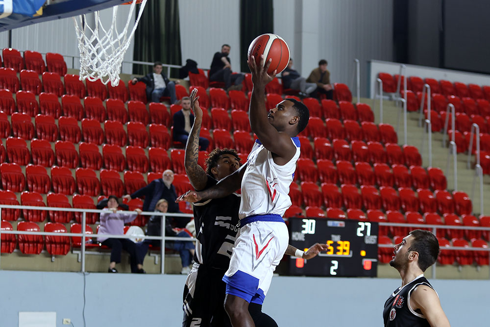 სუპერლიგის მე-7 ტური ბათუმმა რუსთავის ძლევით დახურა