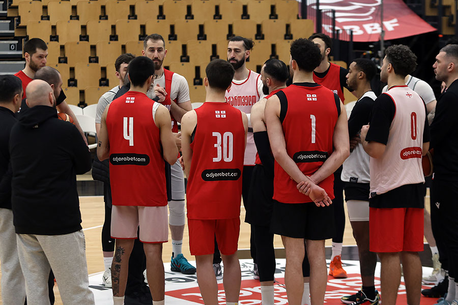 შენგელიამ ნაკრებთან თამაშის დღეს ივარჯიშა | ჯიკიჩმა მატჩისთვის 12 მოთამაშე შეარჩია